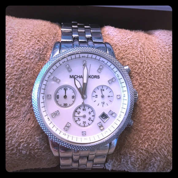 Michael Kors, Women’s Ritz Silver-Tone Watch, 38mm - Picture 1 of 8